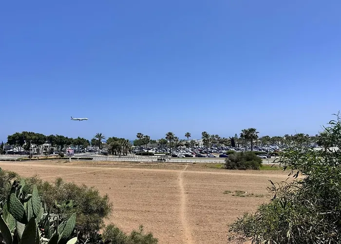 Lighthouse - Mackenzie Lägenhet