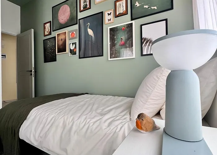 Lighthouse - Mackenzie *